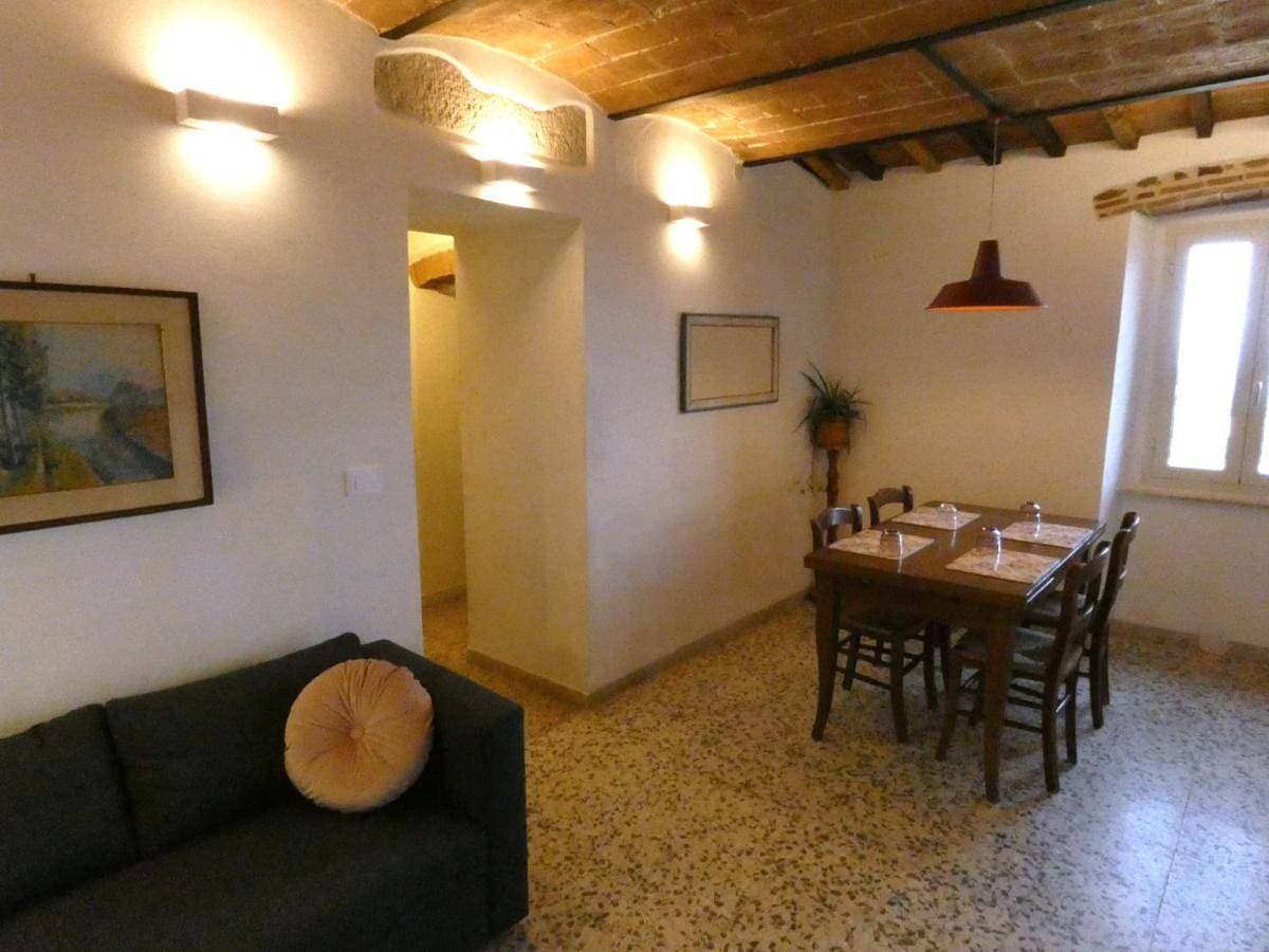 Foto 4 von 27: One-Bedroom Apartment