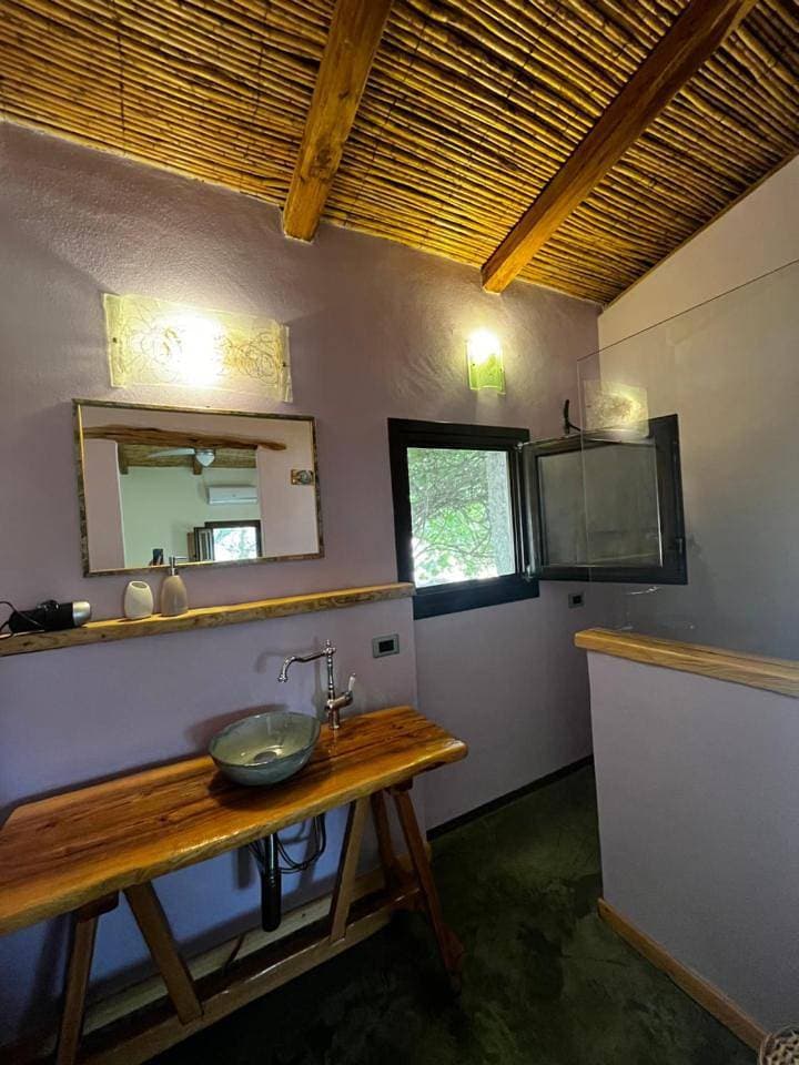 Foto 13 von 19: Double Room with Private Bathroom