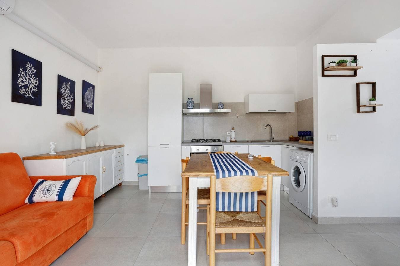 Foto 8 von 31: Apartment 'Montemare' mit privatem Garten, WLAN und Klimaanlage