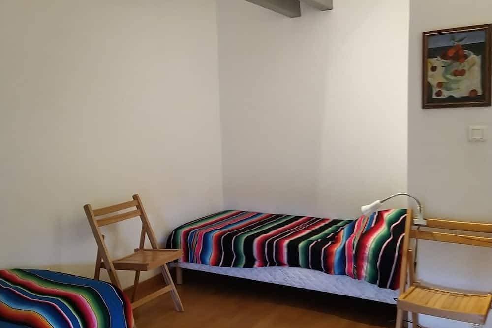 Foto 4 von 26: Double Mâs, peaceful, sleeps 16 (20)