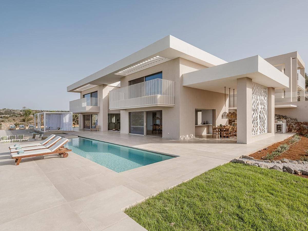Foto 2 von 5: Villa with Sea View
