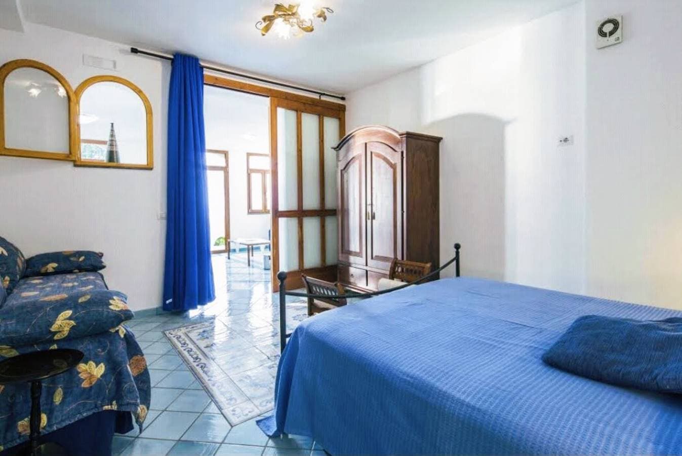 Foto 11 von 36: Villa für 8 Personen mit Garten