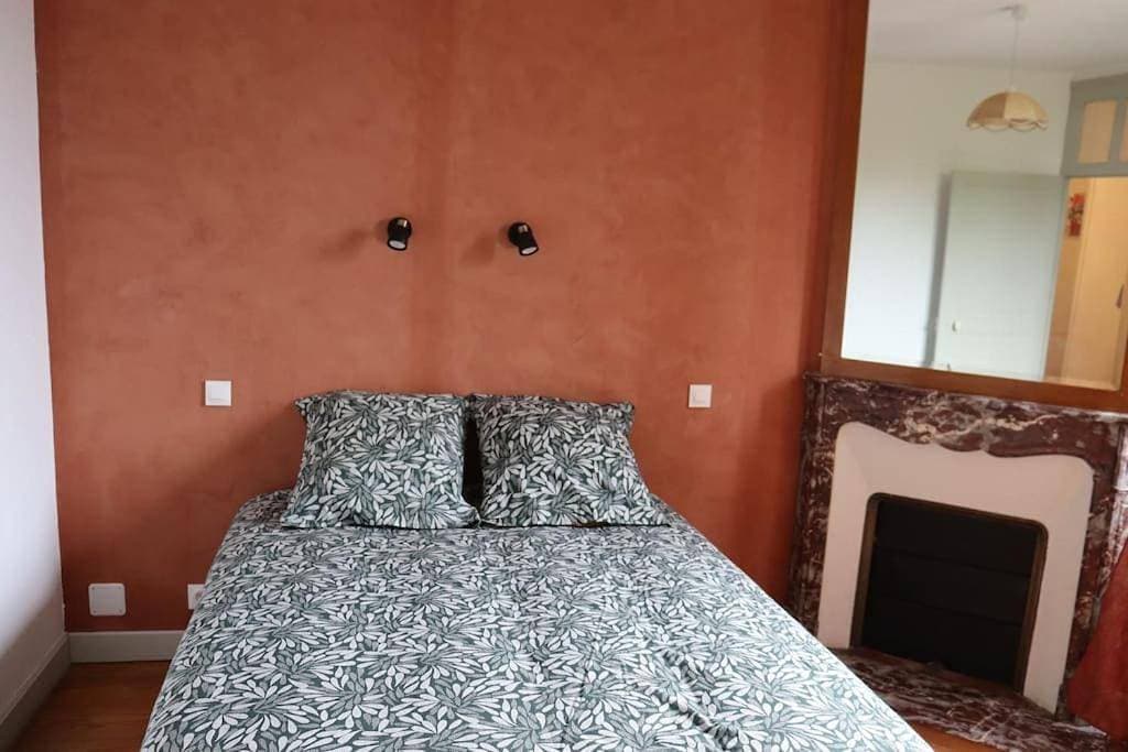 Foto 4 von 14: Three-Bedroom House