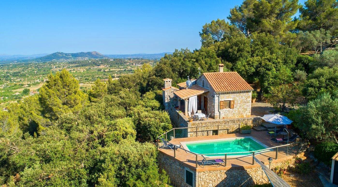 Foto 8 von 26: Villa 'Sa Garriga De Can Barratot' mit Bergblick, WLAN und Klimaanlage