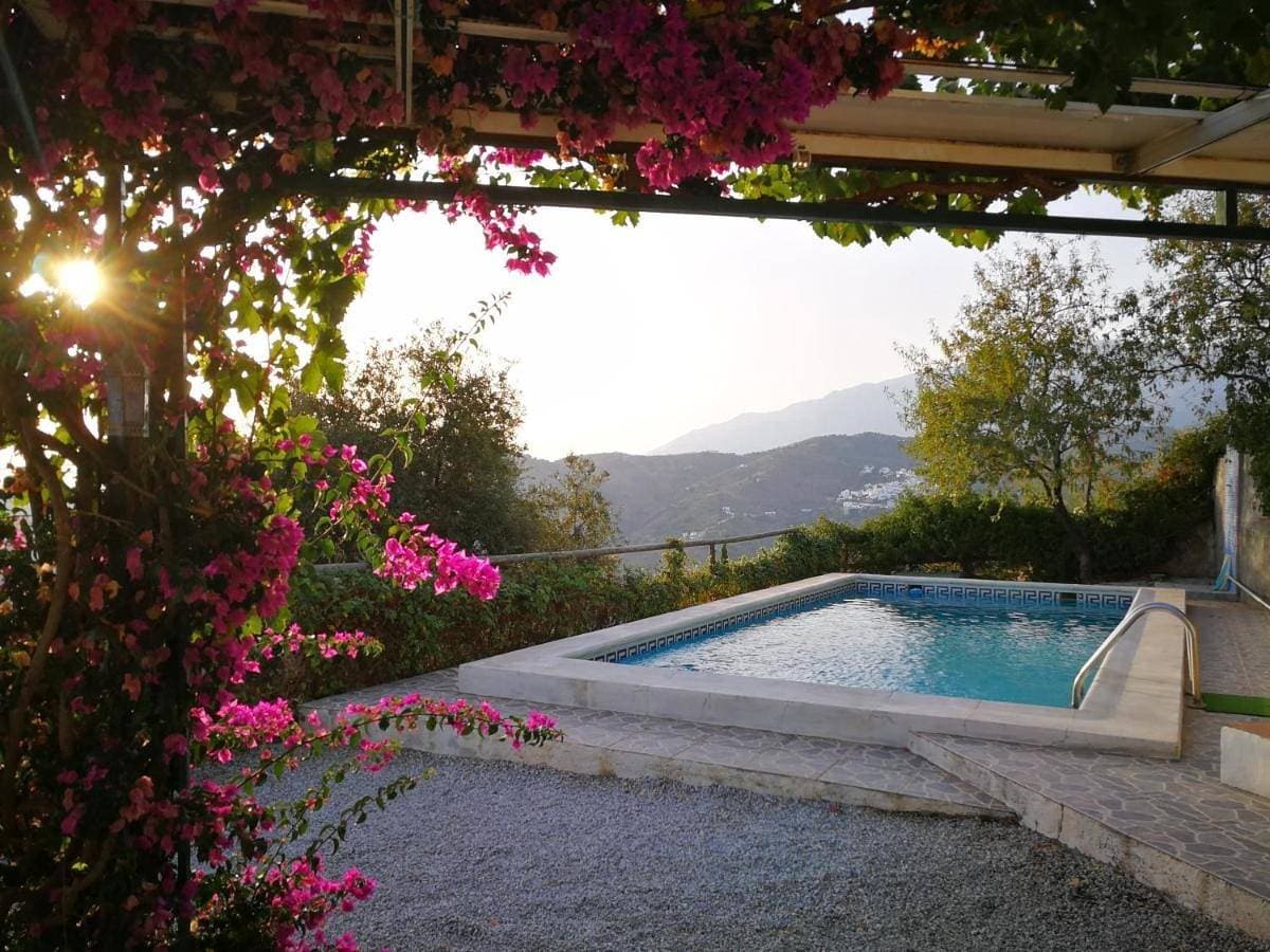 Casa Lola 1