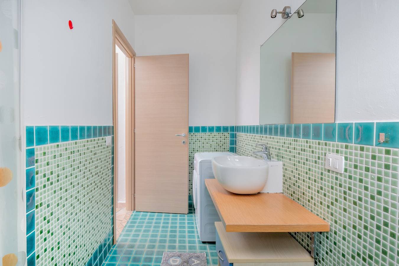 Foto 5 von 31: Ferienwohnung 'Orizzonti 31' mit Meerblick, privater Terrasse und Klimaanlage