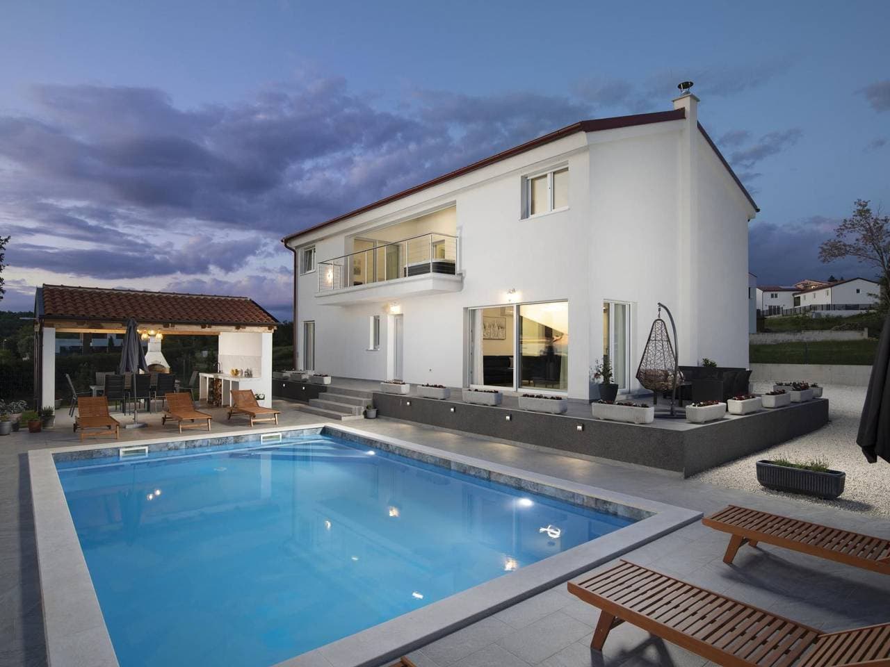 Villa Euphoria mit Pool, Sauna und Whirlpool 1