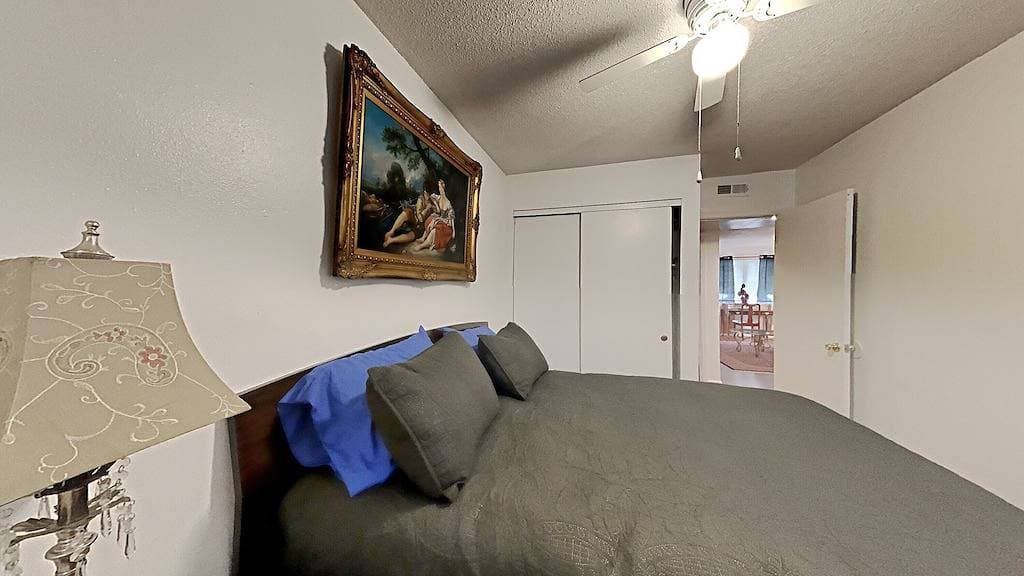 Foto 8 von 23: Haustierfreundliche Wohnung im 1. Stock mit eingezäuntem Garten