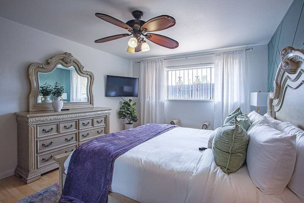 Foto 7 von 31: Stylish♡ fully renovated 1.5 hr from Yosemite