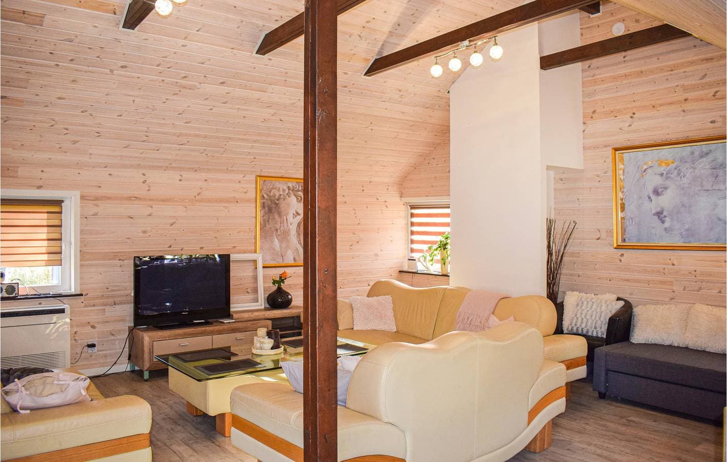 Foto 5 von 26: Ferienhaus für 4 Personen mit Terrasse