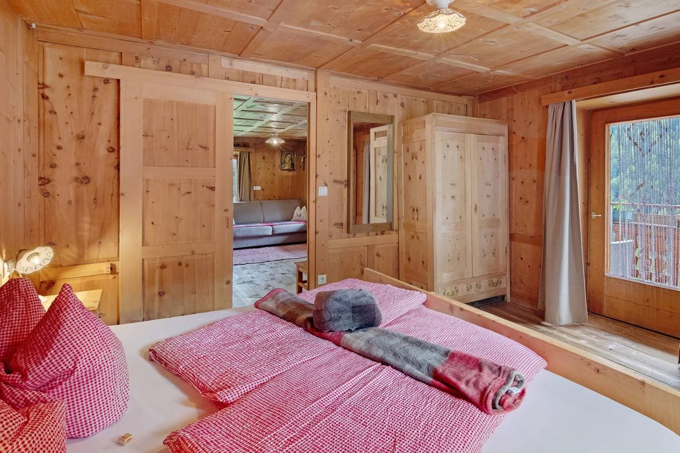 Foto 11 von 34: Ferienwohnung 'Fragges Spuldra' mit Bergblick, Balkon und Wi-Fi