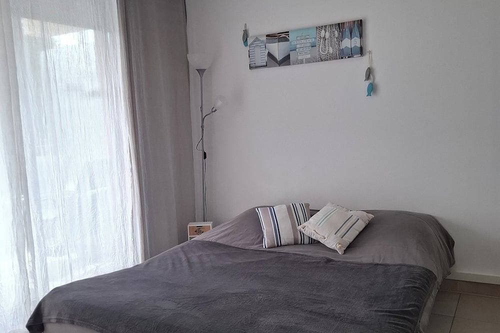 Foto 3 von 30: Promo Les Sablettes Mar Vivo 50 m Strand, Terrasse, Parkplatz