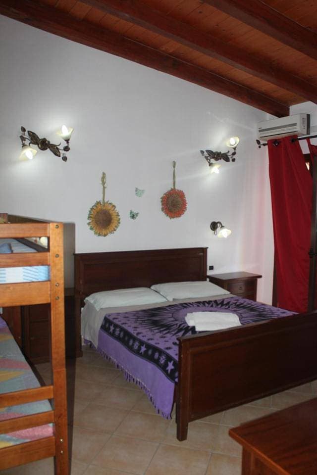 Foto 6 von 18: Quadruple Room