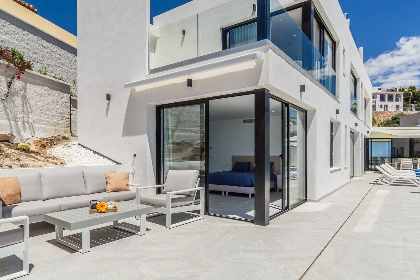 Foto 4 von 35: Villa 'La Grande Bleue' mit Meerblick, WLAN und Klimaanlage