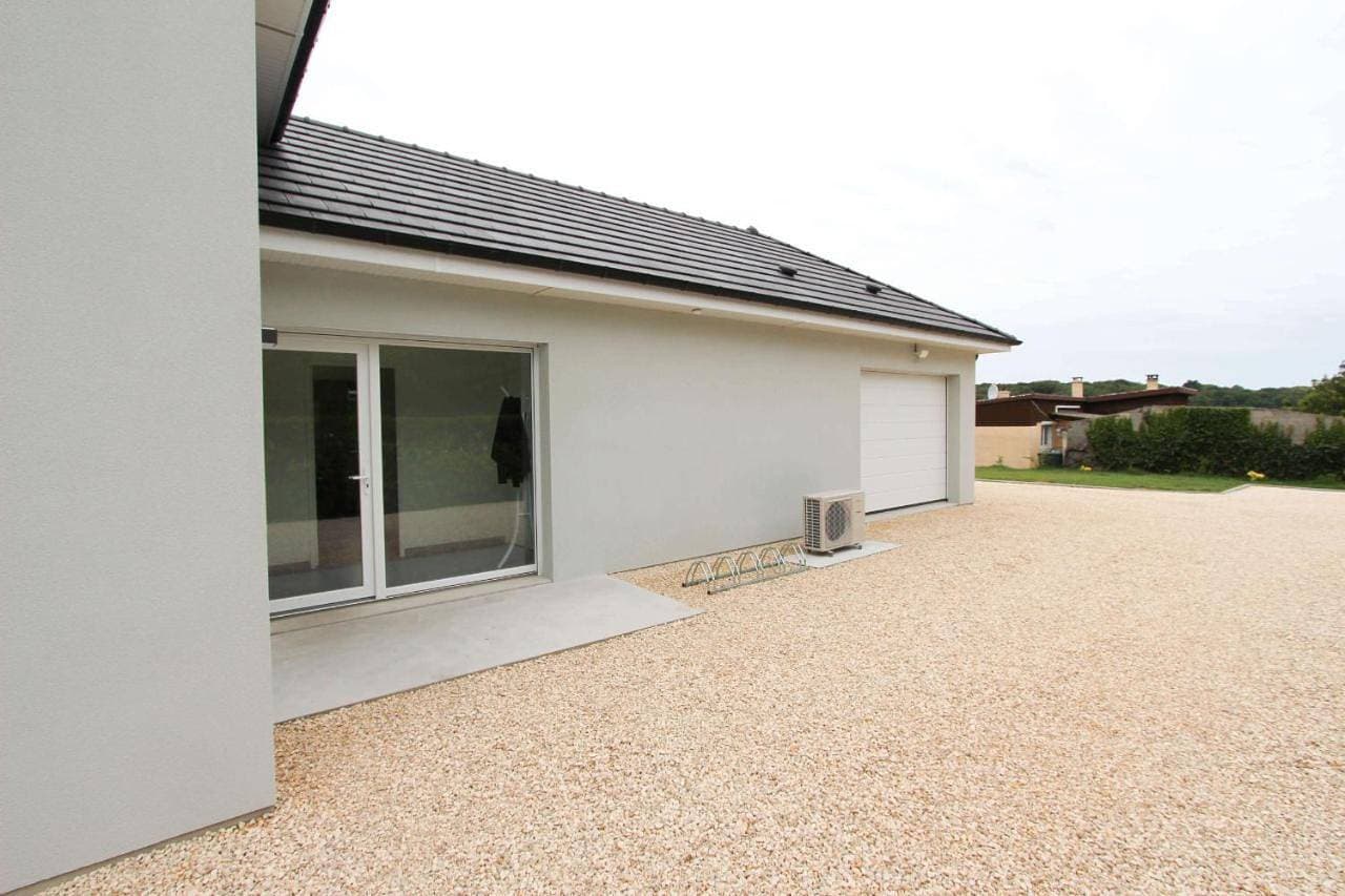 Foto 13 von 13: Four-Bedroom Holiday Home