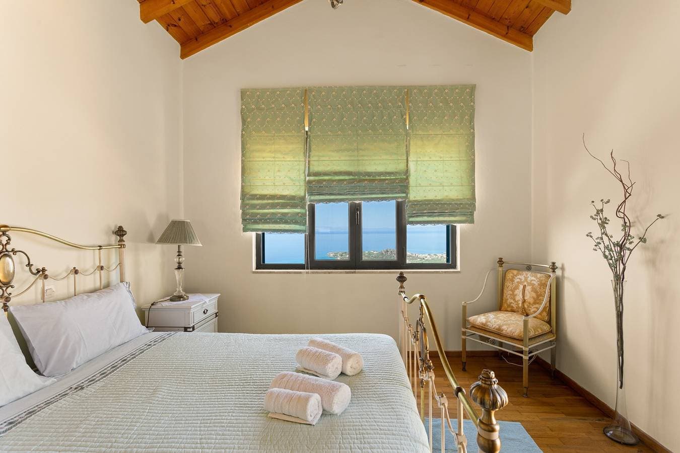 Foto 7 von 40: Ferienhaus „Villa Oneiro“ mit Meerblick, WLAN und Klimaanlage