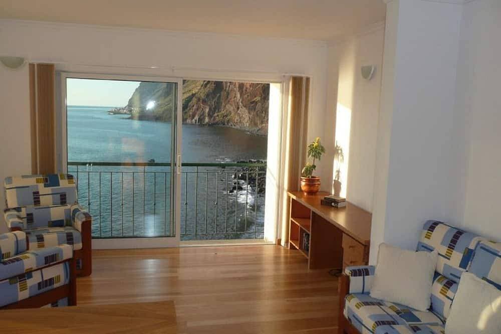 Foto 9 von 30: Villa mit 3 Schlafzimmern und Pool, Jardim do Mar, atemberaubende Aussicht