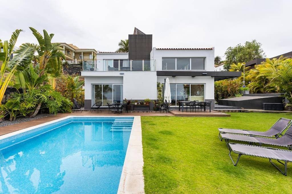 Villa Isla Bonita 1