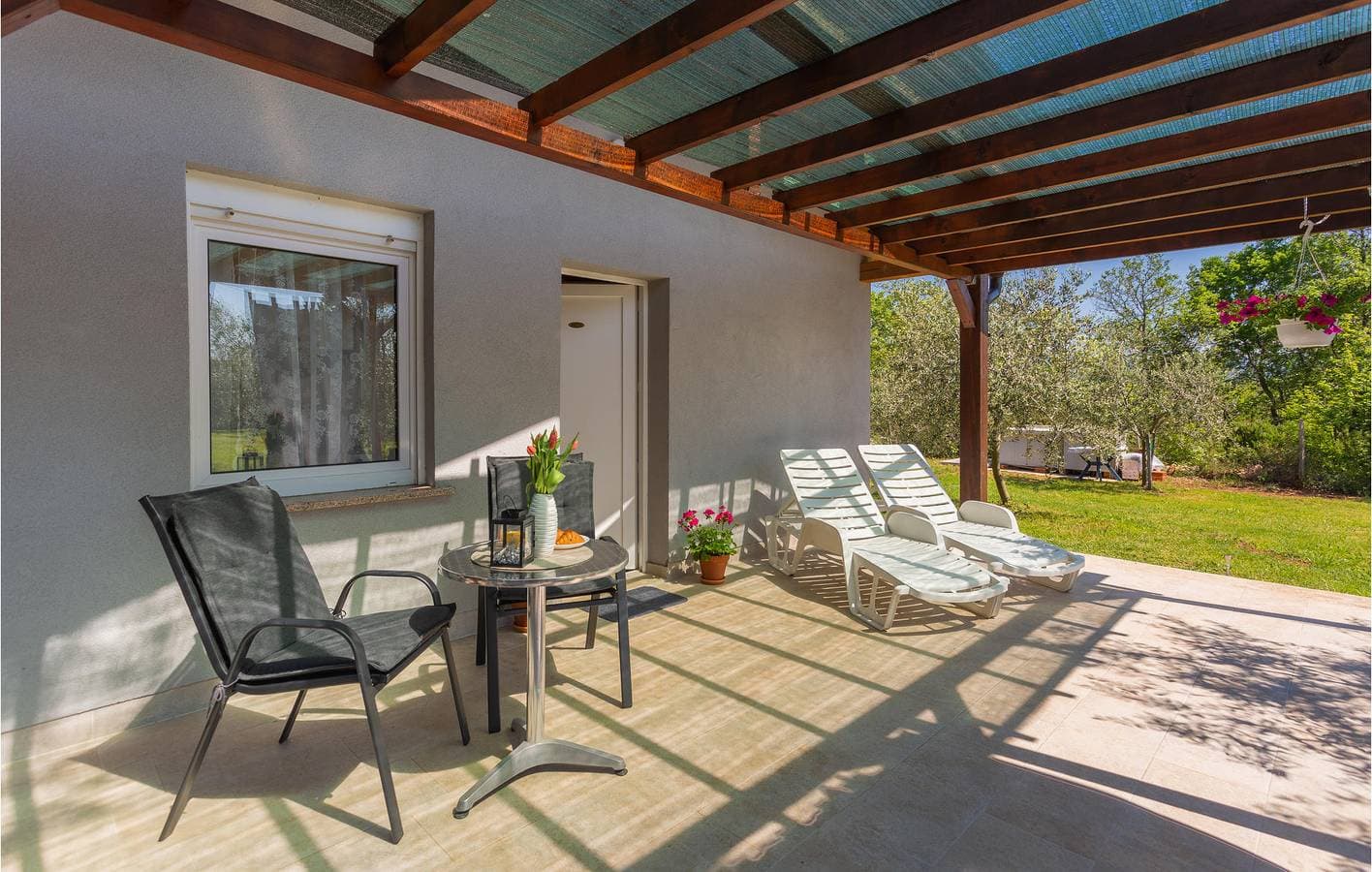 Foto 5 von 22: Gemütliche Ferienwohnung mit Terrasse und Garten, 2,5 km vom Strand entfernt