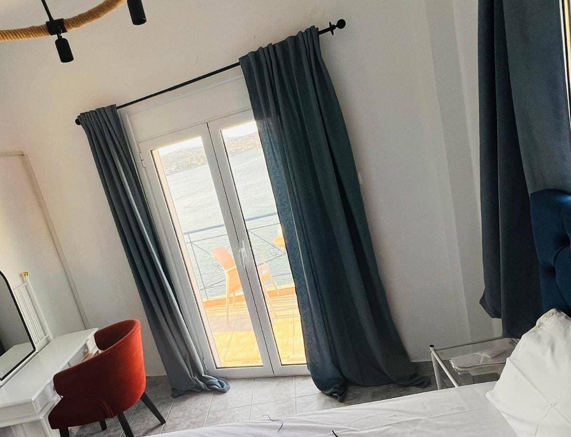 Foto 3 von 7: Deluxe Double Room with Balcony and Sea View