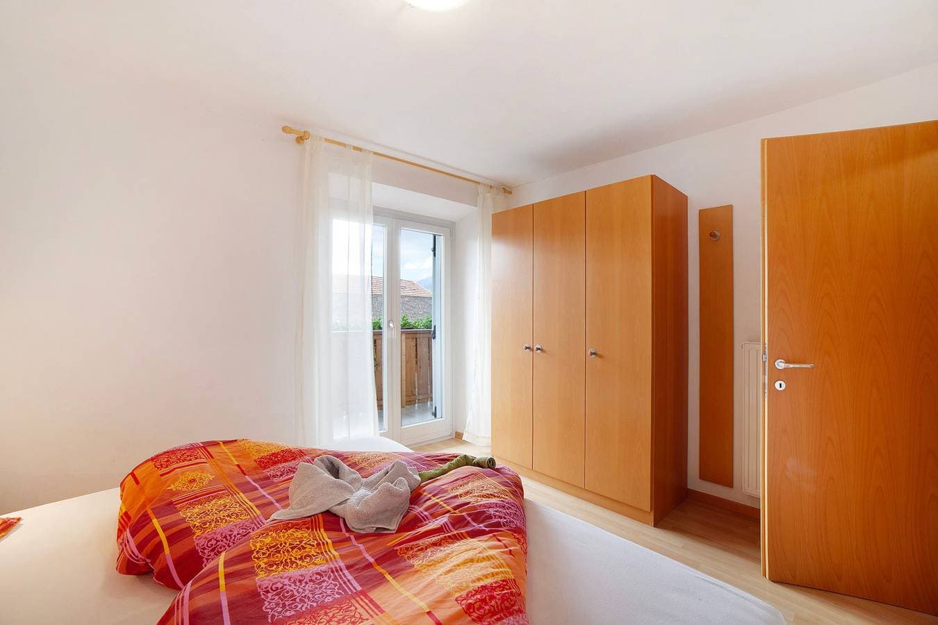 Foto 12 von 26: Ferienwohnung "Mosttragerhof Appartment Large" mit Bergblick, Gemeinschaftspool und WLAN