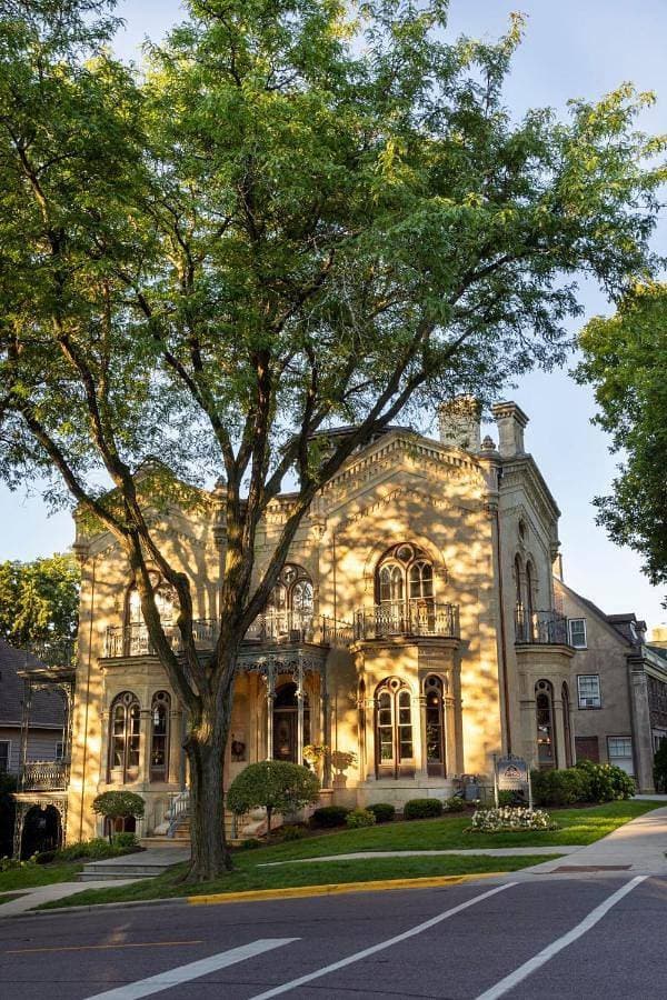 Mansion Hill Inn 1