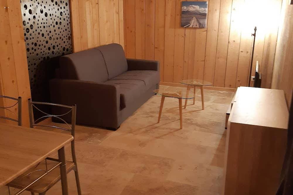 Foto 11 von 26: Dansavan Gite champ de Lavande Luberon Shared swimming pool air conditioning