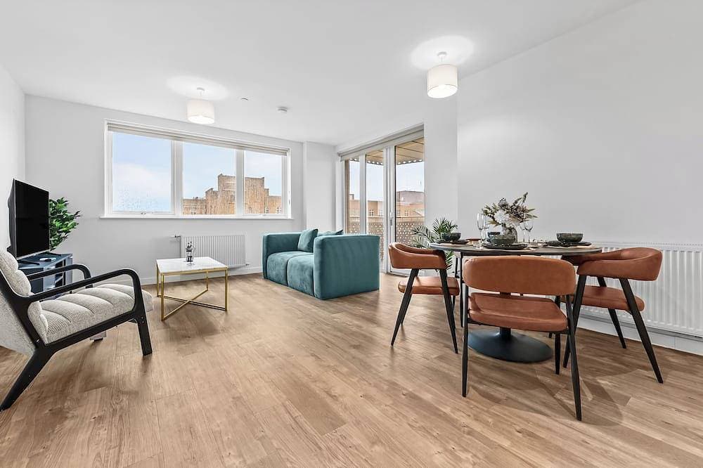 Foto 10 von 22: Modern & Comfortable 2Br | 12 mins to Heathrow & 30 mins to Waterloo