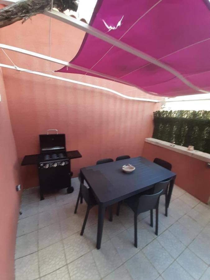 Foto 5 von 47: Three-Bedroom Townhouse