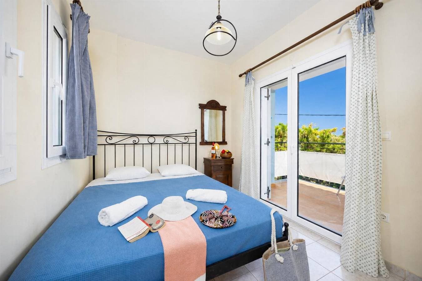 Foto 12 von 28: Villa für 6 Personen mit Meerblick