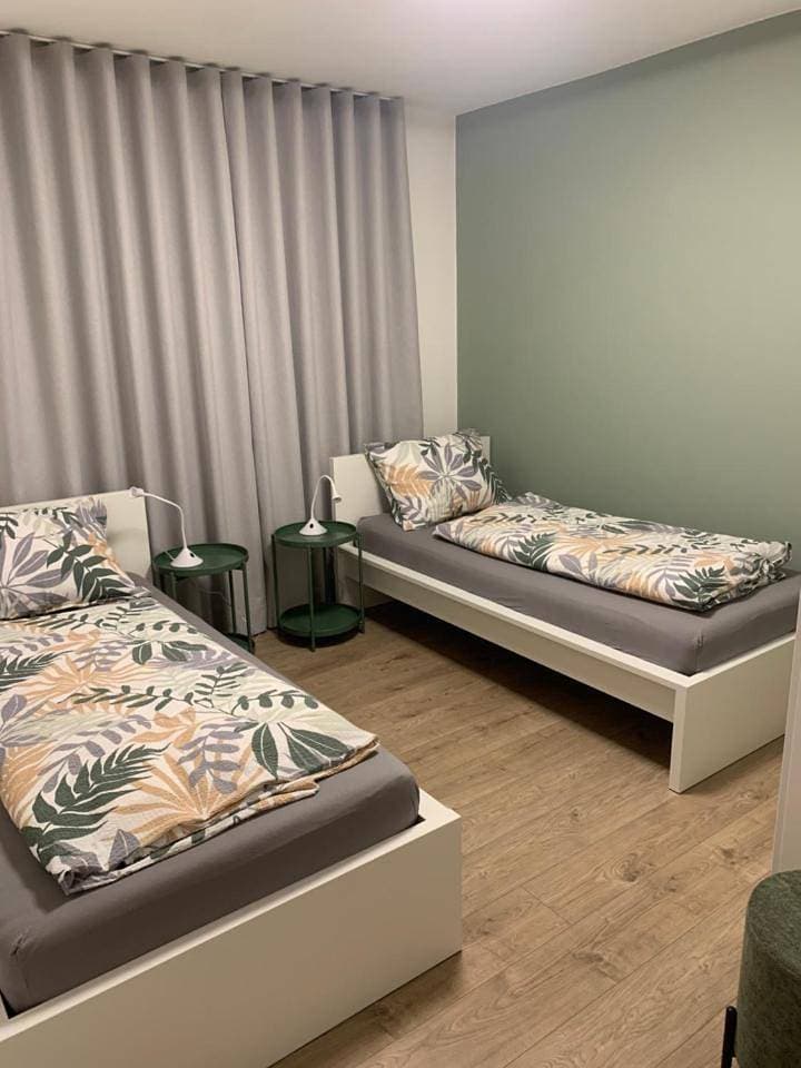Foto 6 von 11: Two-Bedroom Apartment with Balcony