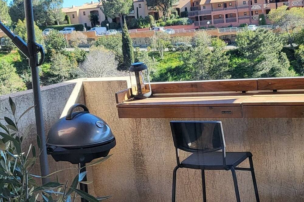 Foto 12 von 12: Ocean View | Pool Just 10 Seconds Away & Fully Equipped with Air Conditioning