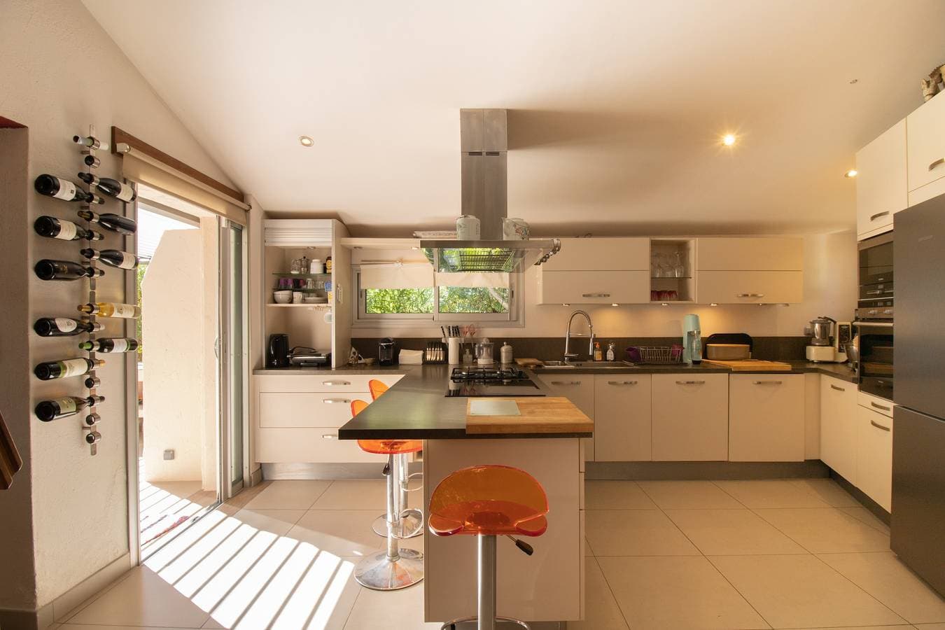 Foto 9 von 44: Villa A Cala d Oro mit Privatstrand, Garten mit Meerblick, WLAN und Klimaanlage