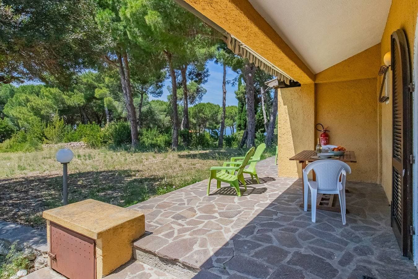 Foto 4 von 28: Ferienhaus für 2 Personen mit Terrasse