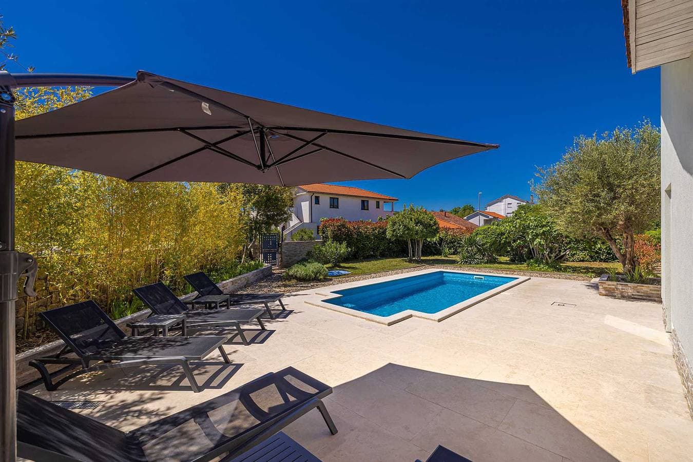 Foto 7 von 30: Ferienhaus Kai mit privatem Pool