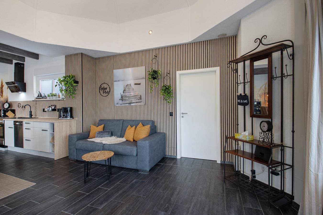 Foto 5 von 27: Ferienhaus Seepanorama - Marina Mücheln' mit Seeblick, privater Terrasse und Wi-Fi