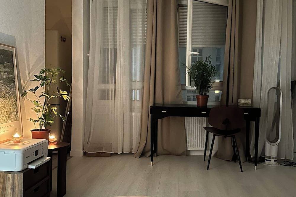Foto 2 von 7: One-room apartment in Aubervilliers