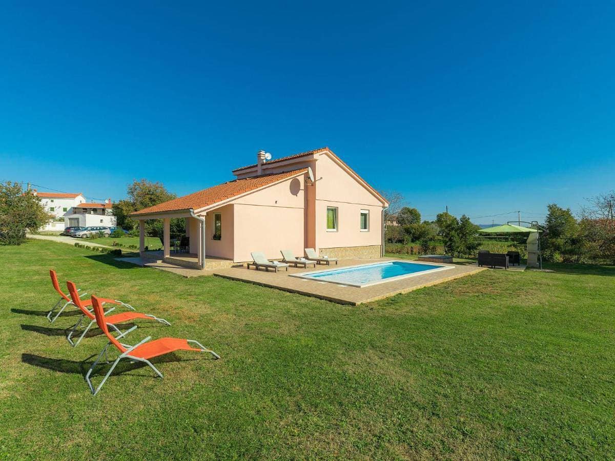 Holiday Home Vita by Interhome 1