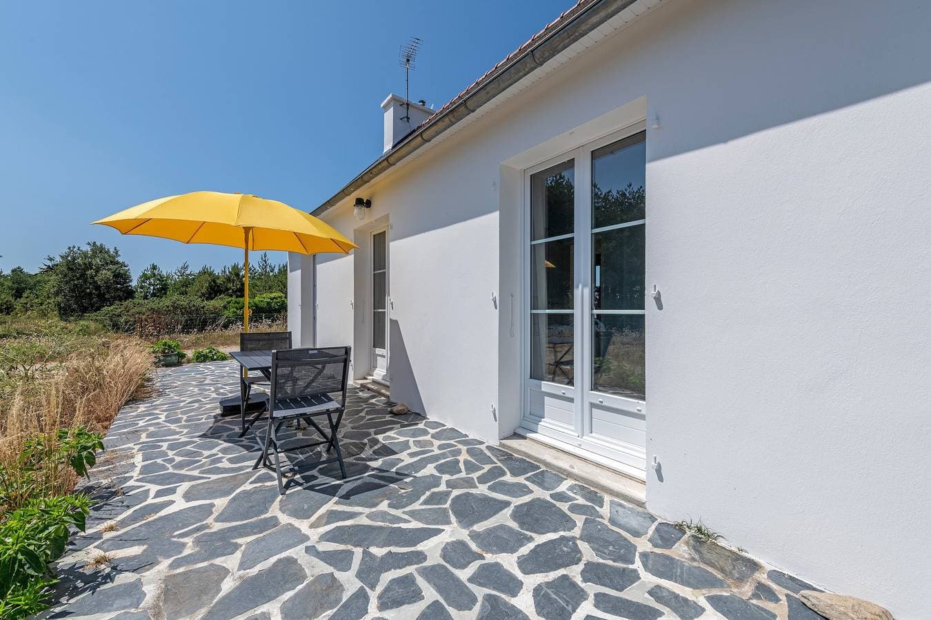 Foto 5 von 20: Ferienhaus 'Beach House 1km De La Plage' mit privater Terrasse, privatem Garten und WLAN