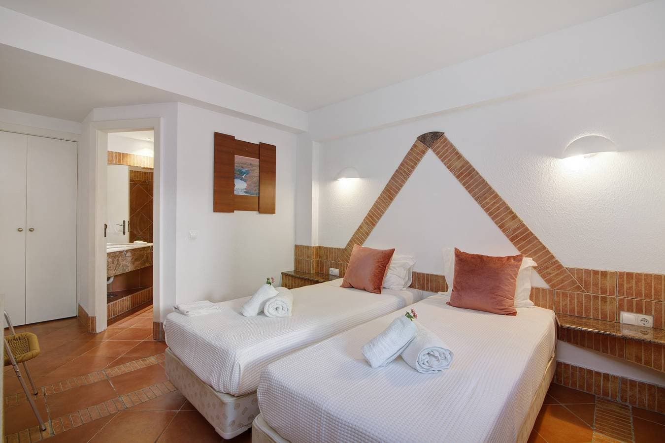Foto 9 von 29: Ferienhaus 'Seaside 423A' mit Gemeinschaftspool, WLAN und Klimaanlage