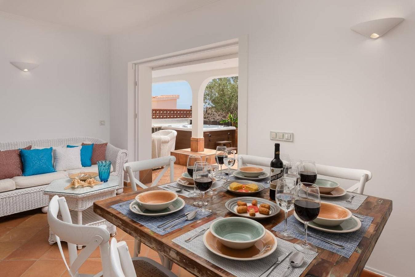 Foto 5 von 31: Ferienwohnung 'Obsidian Villa Estrella Del Mar' mit privater Terrasse und Klimaanlage