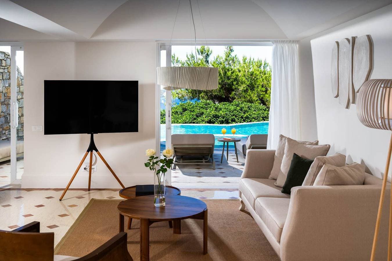 Foto 8 von 43: Villa für 4 Personen mit Terrasse