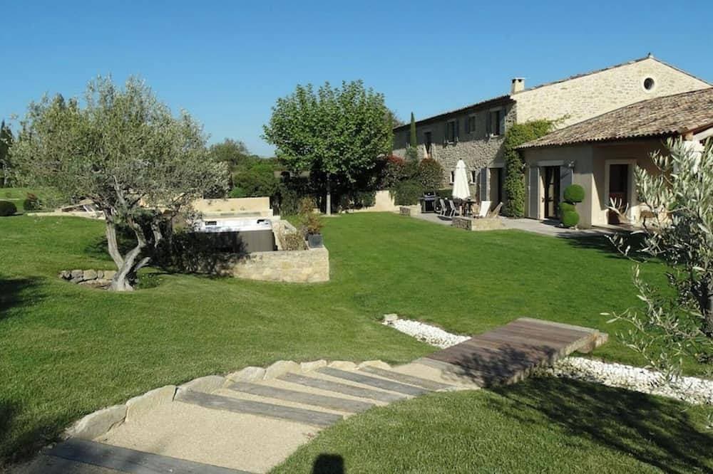 Foto 12 von 30: Luxurious 5* stone farmhouse