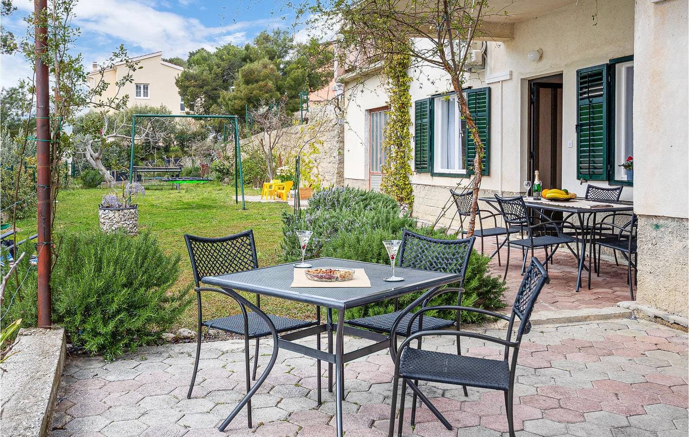 Foto 12 von 33: Gemütliche Wohnung mit Terrasse, in Strandnähe und mit Parkplatz