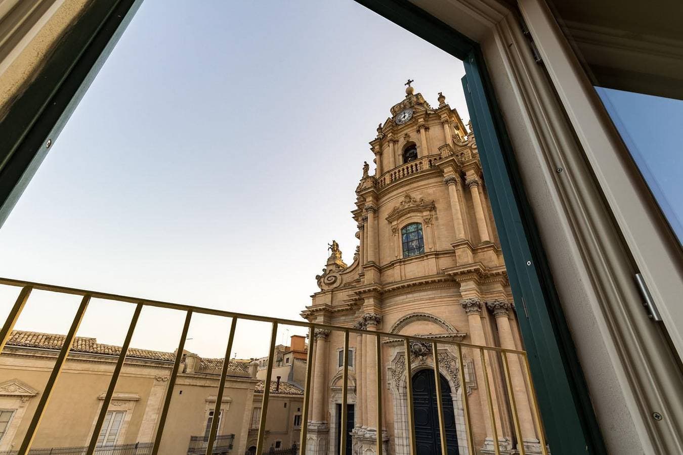 Foto 3 von 42: Ettore, Apartment mit Meerblick in Ragusa Ibla