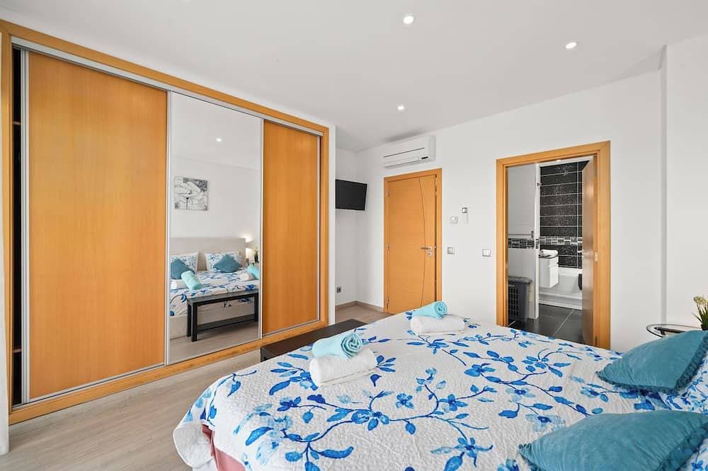 Foto 4 von 30: Tolle Villa mit Whirlpool, Sauna, Türkischem Bad, beheiztem Pool und toller Aussicht