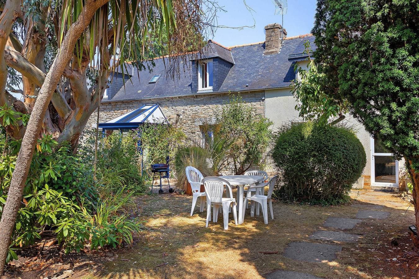 Foto 2 von 42: Ferienhaus 'Maison Ty Bihan' mit privater Terrasse, privatem Garten und Wi-Fi
