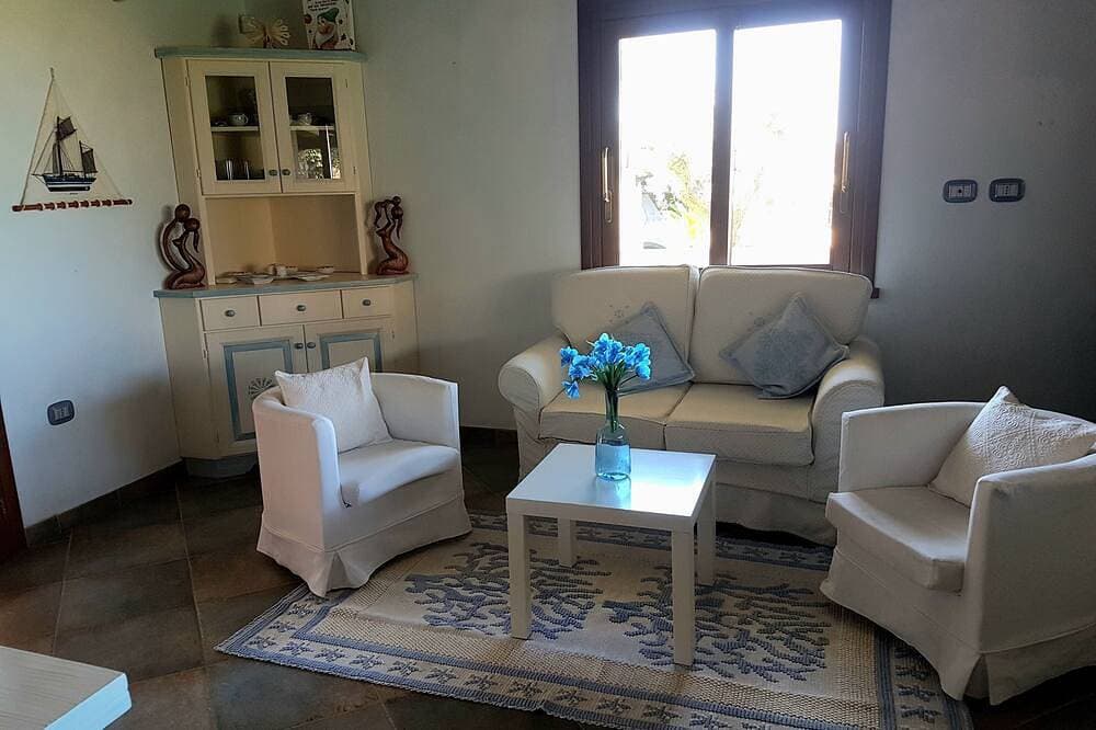 Foto 12 von 25: Rena Majore Exclusive Villa With Private Pool And Mediterranean Garden