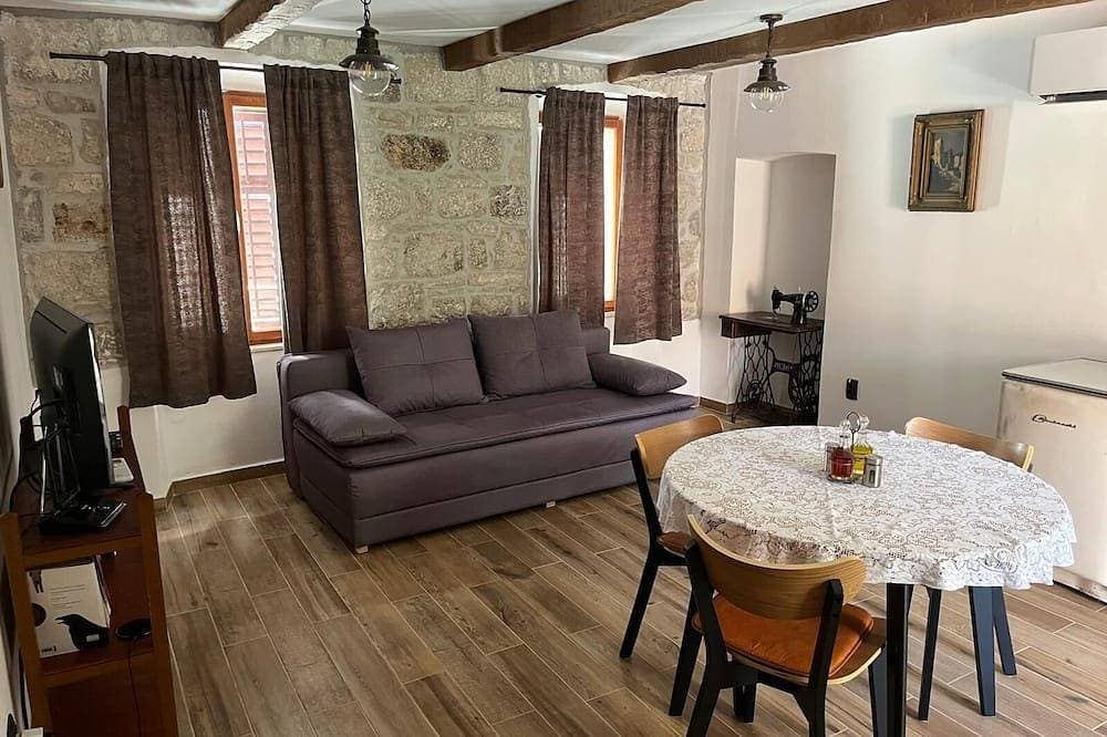 Heritage Apartment Zechini in Korčula Old Town 1