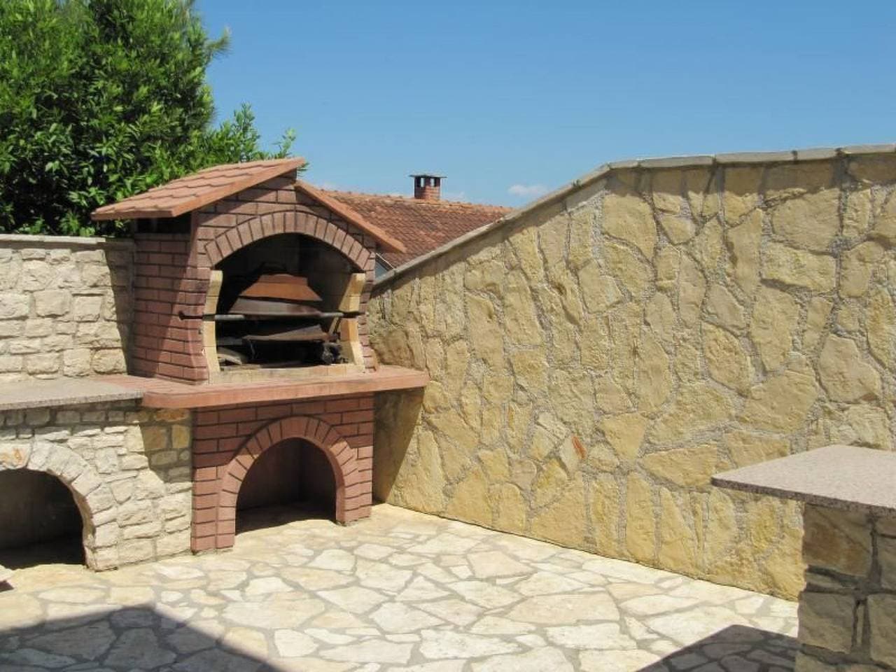Foto 7 von 57: Villa del Golfo, Apartement mit Garten und Pool